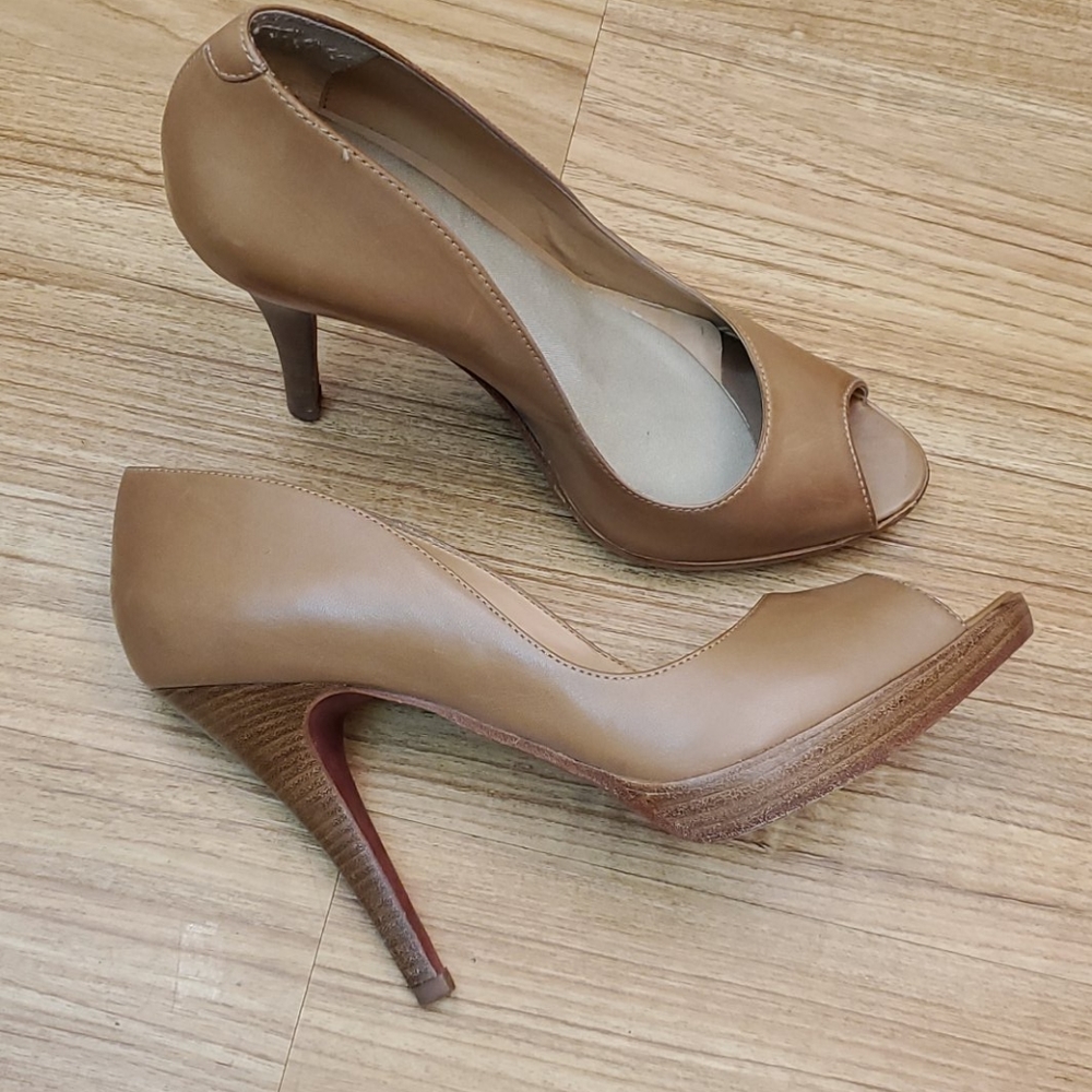 4.5" nude heels
